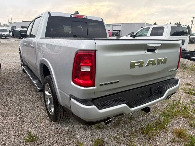 New 2027 Silver Zynith Exterior Paint RAM Big Horn/Lone Star image 4