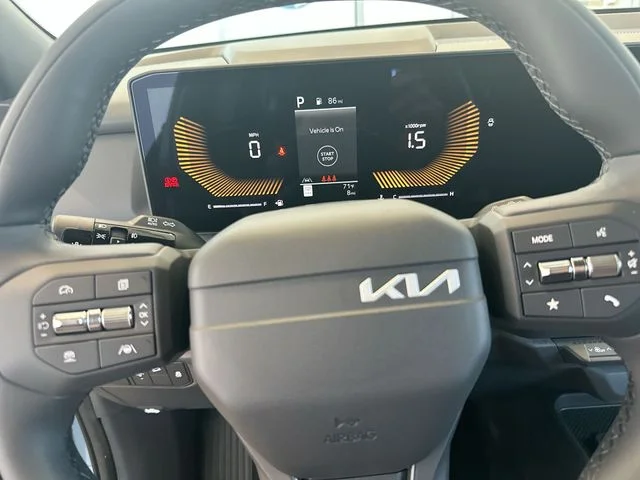 New 2027 Frost Blue / Black Roof Kia X-Line S image 12