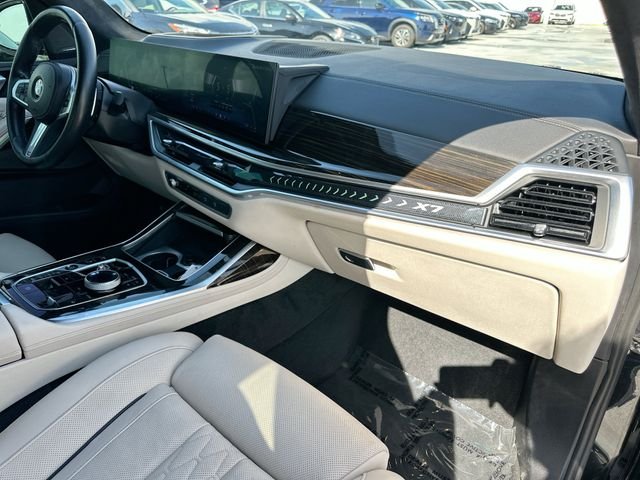 Used 2024 Black BMW xDrive40i image 30