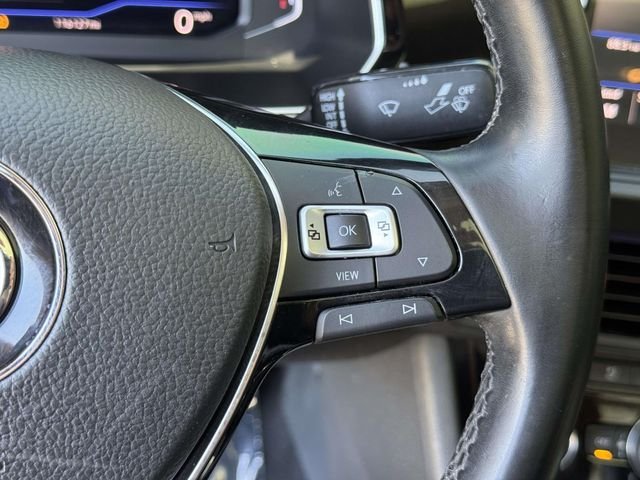 Used 2019 Gray Volkswagen SEL Premium image 23