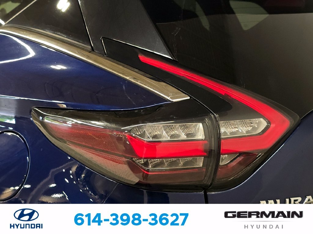 Used 2020 Blue Nissan S image 16