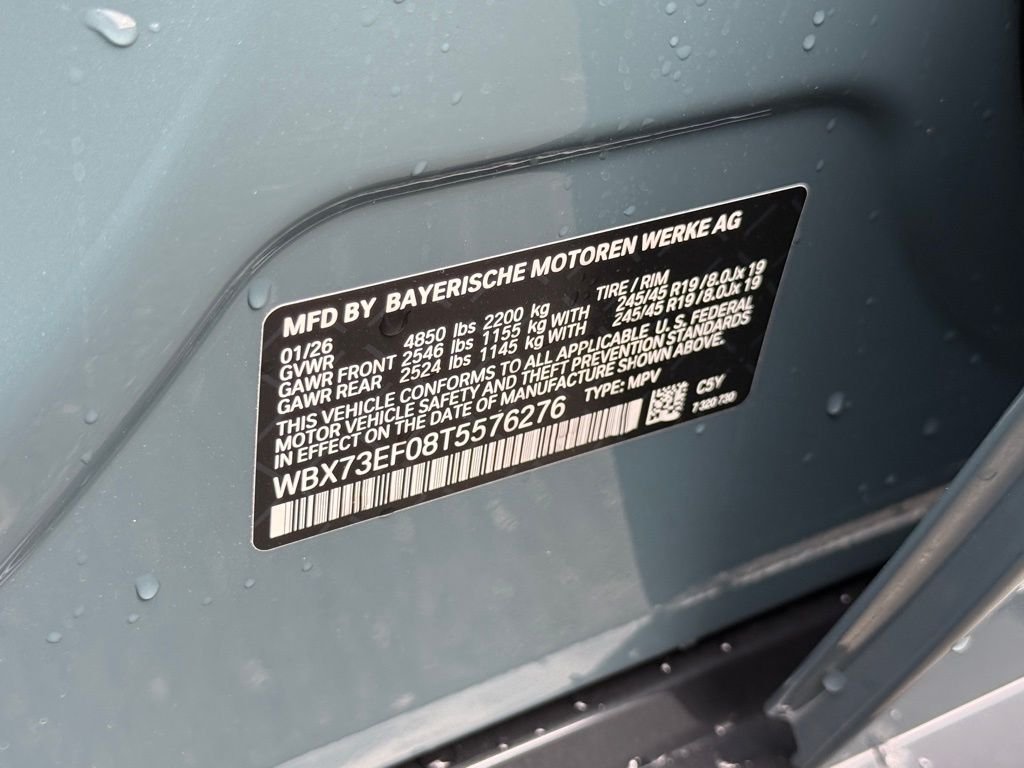 New 2026 Cape York Green Metallic BMW xDrive28i image 29