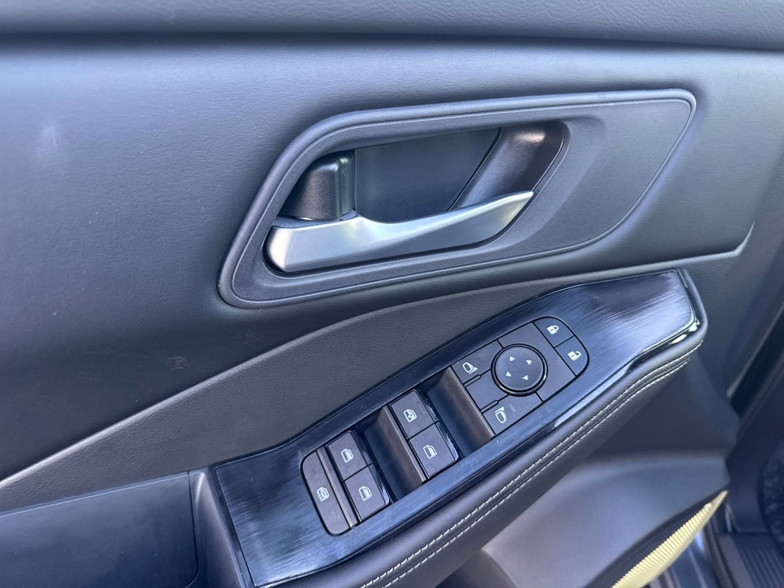 New 2026 Nissan Rogue SV 4D Sport Utility