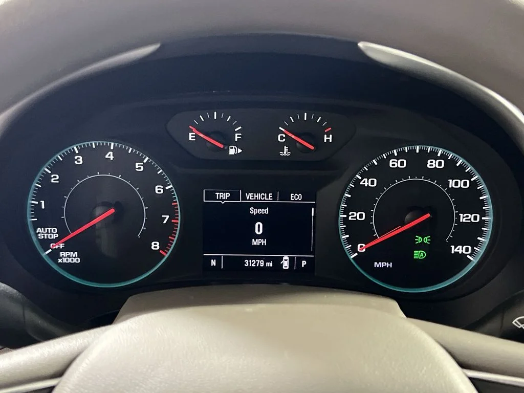 Used 2025 Gray Chevrolet LT image 10