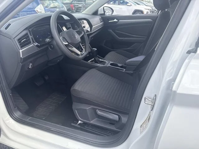 Used 2023 White Volkswagen 1.5T S image 17
