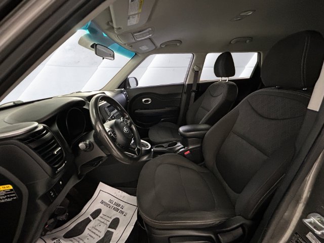 Used 2016 Gray Kia Base image 7