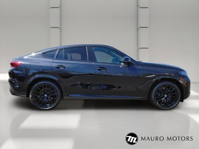 New 2026 Black BMW xDrive40i image 2