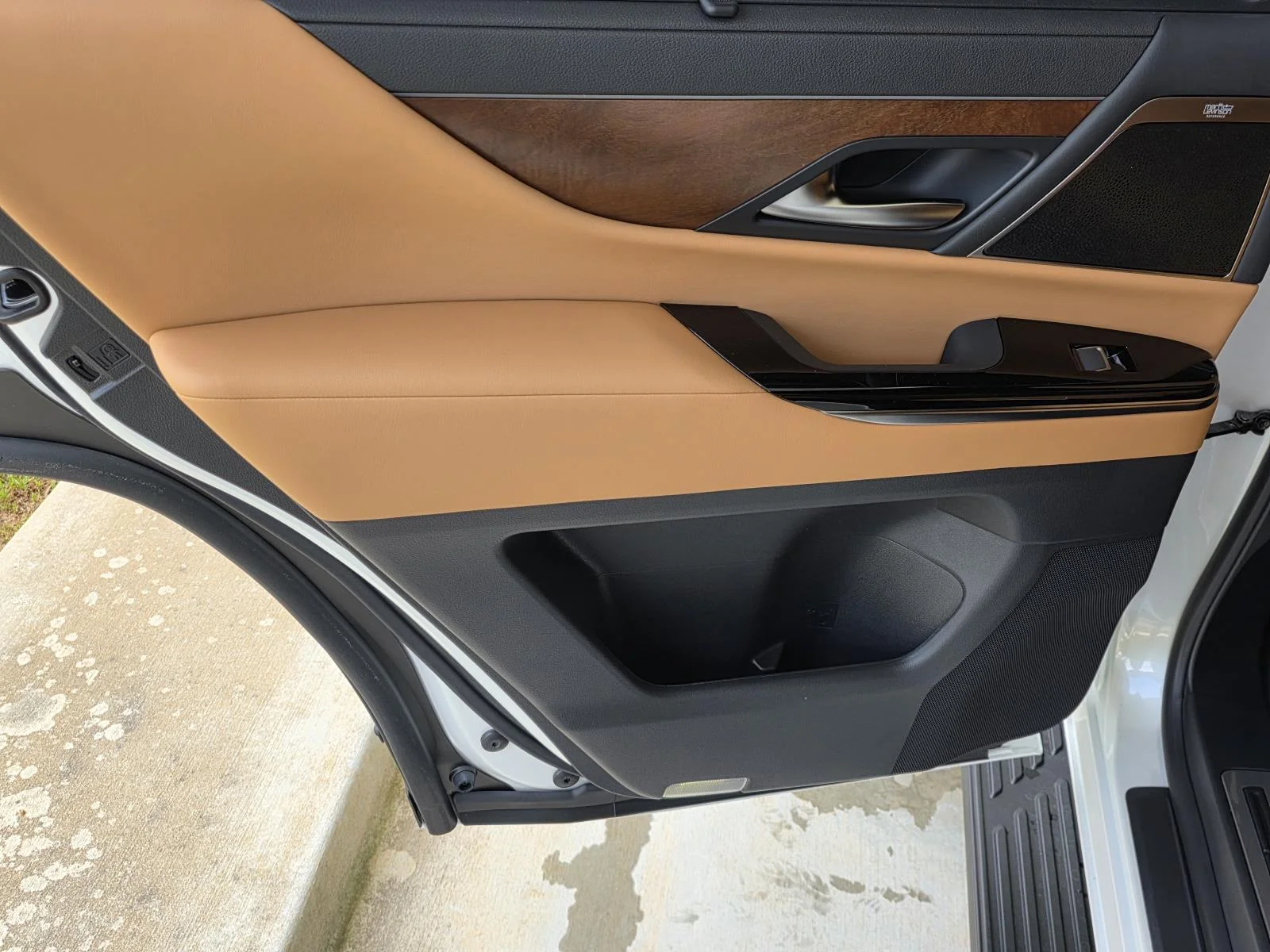 2026 Lexus LX 700h Luxury - Photo 44
