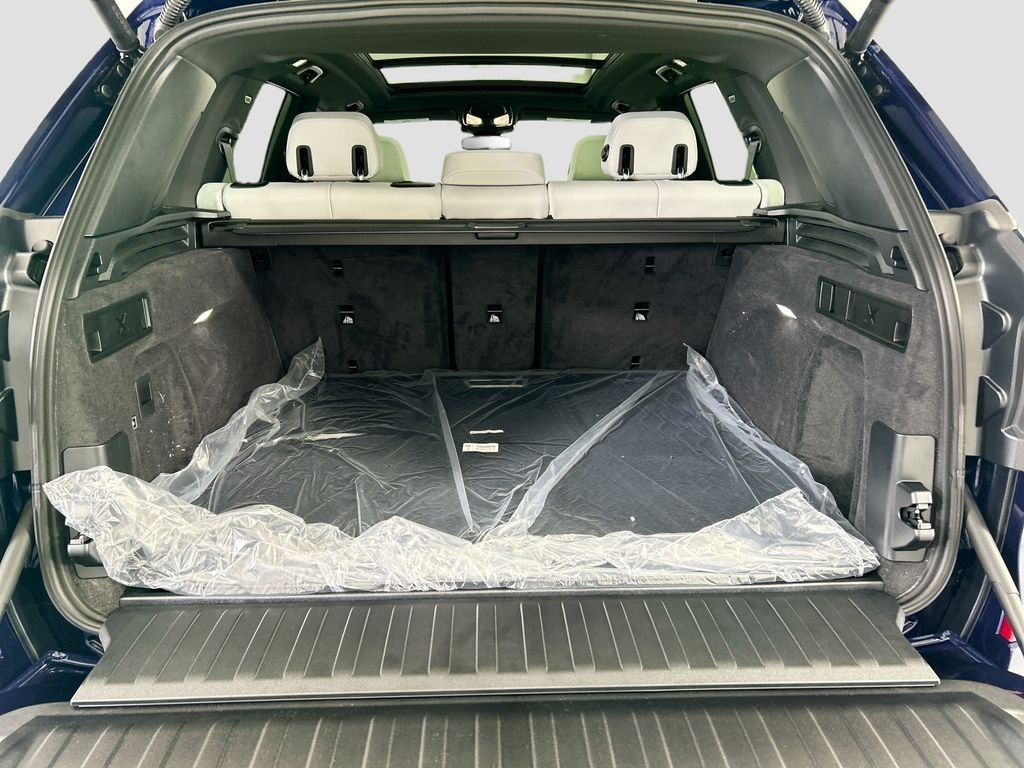New 2026 Blue BMW sDrive40i image 27