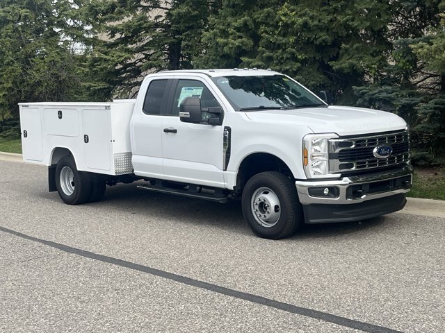 New 2025 Oxford White Ford XL image 32