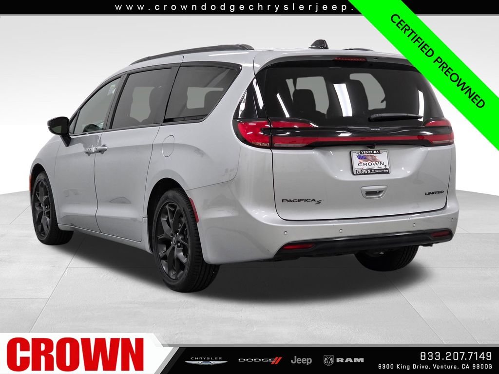 Used 2026 Silver Chrysler Limited image 5
