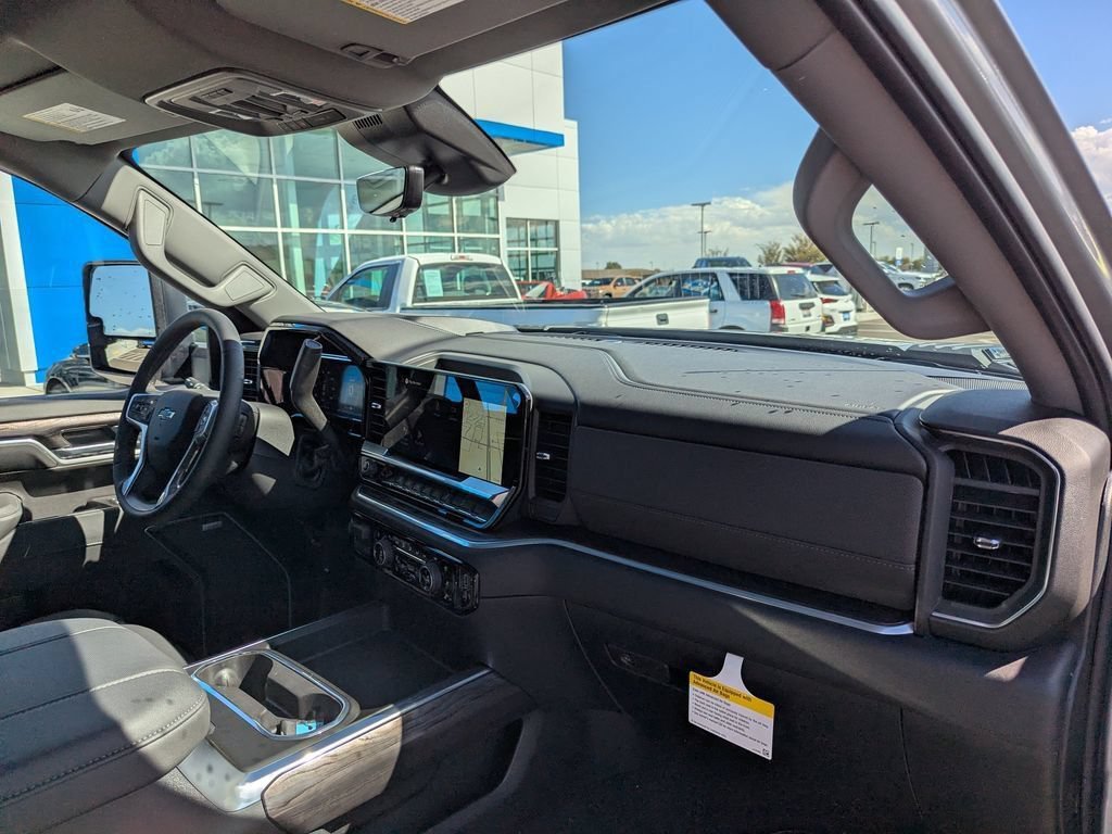 2026 Chevrolet Silverado 3500HD LTZ - Photo 45
