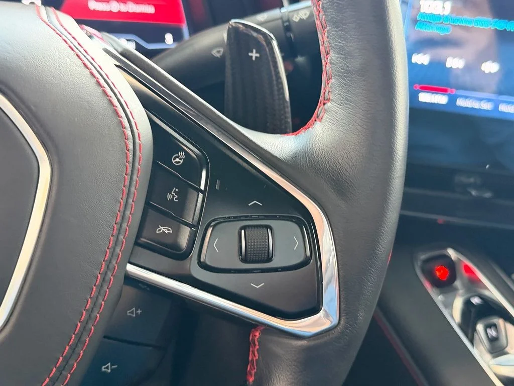 Used 2024 White Chevrolet Z06 image 20