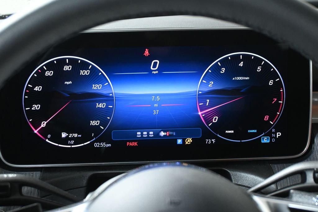 New 2026 Graphite Grey Metallic Mercedes-Benz C 300 image 19
