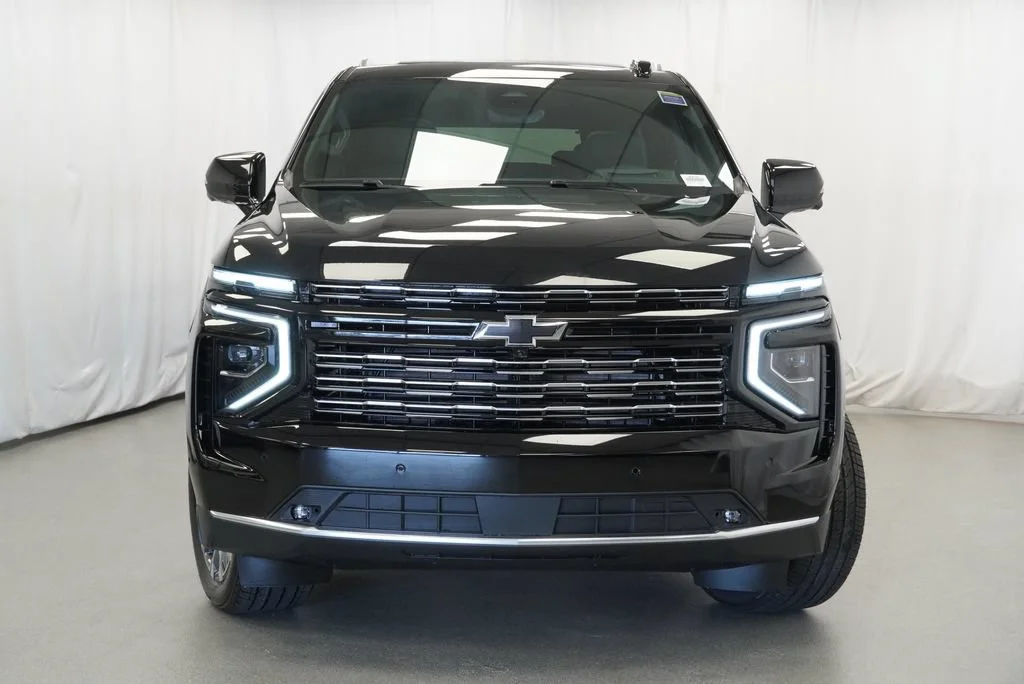 New 2026 Black Chevrolet High Country image 36