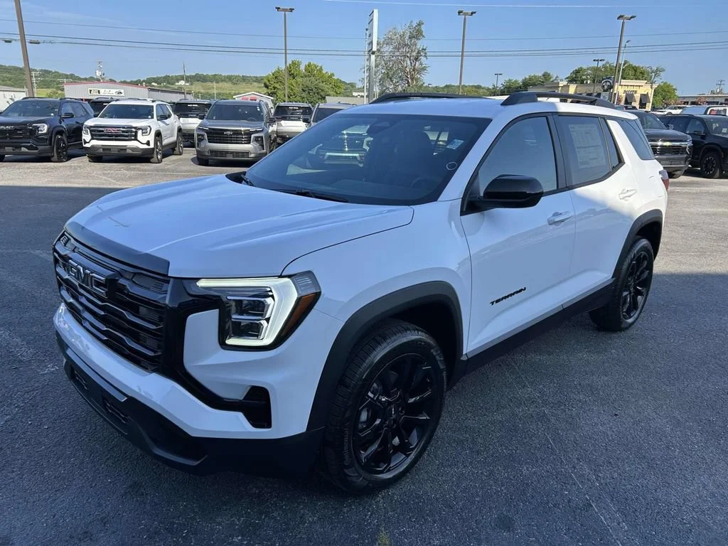 New 2027 Summit White GMC Elevation image 8