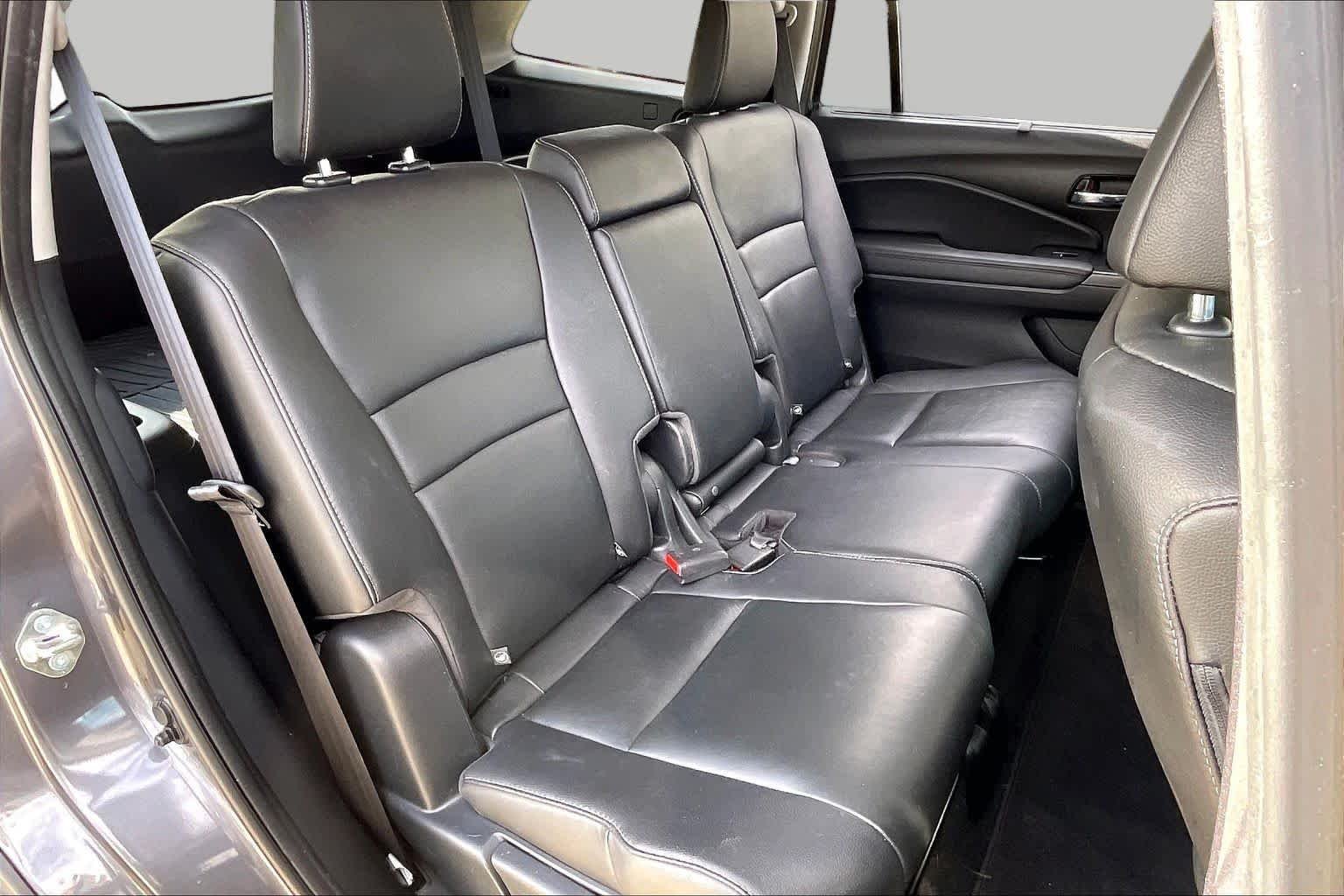 Used 2020 Modern Steel Metallic Honda EX-L image 19