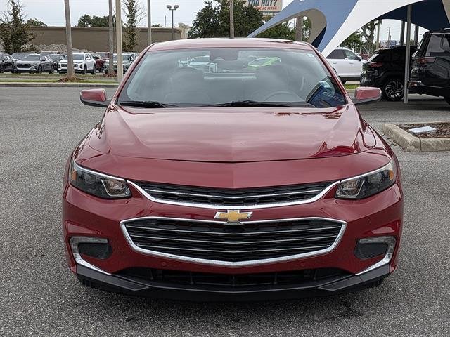 Used 2016 CRYSTAL RED TINTCOAT Chevrolet LT image 8