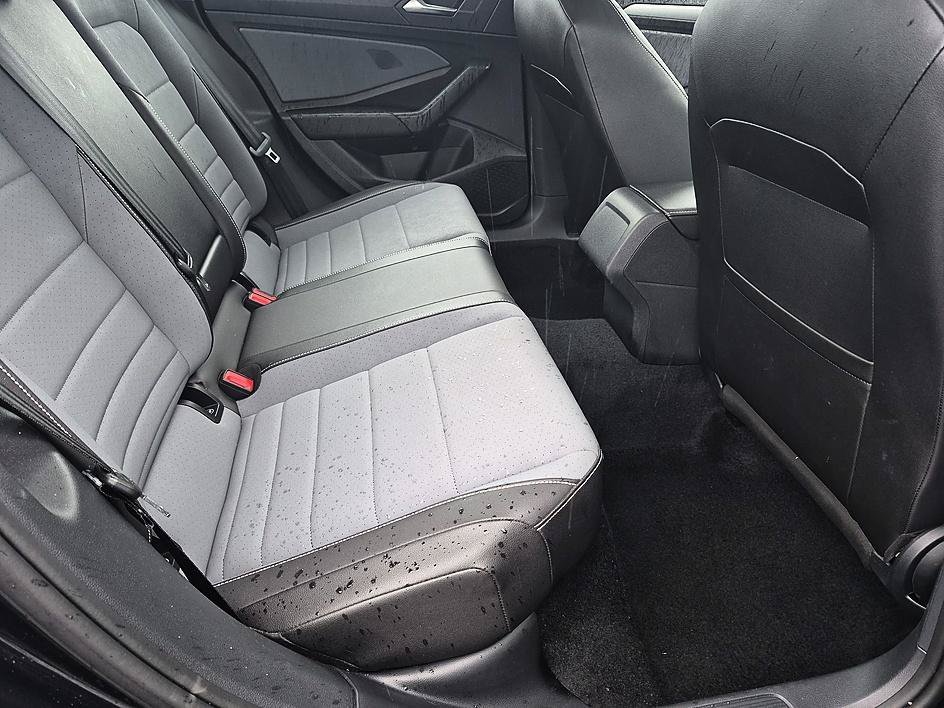 Used 2025 Gray Volkswagen SE image 31
