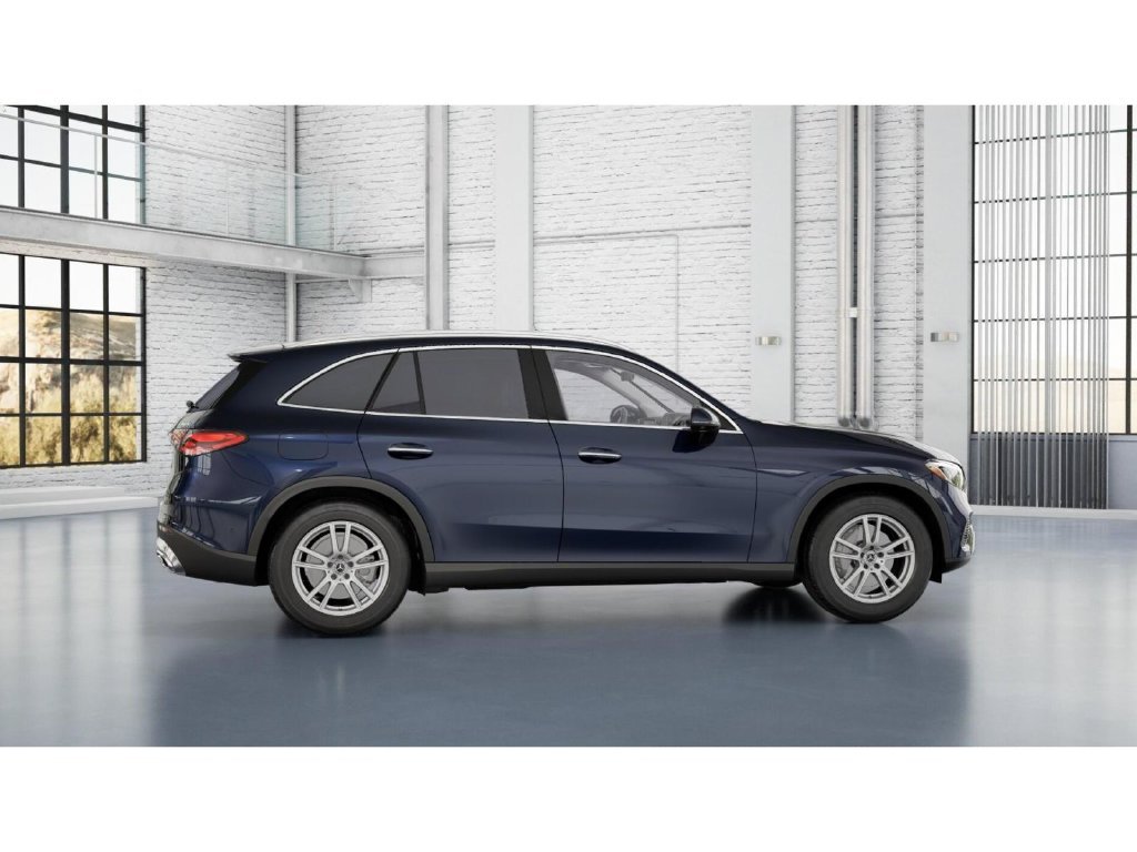 Certified Used 2023 Nautical Blue Metallic Mercedes-Benz GLC 300 4MATIC® image 17
