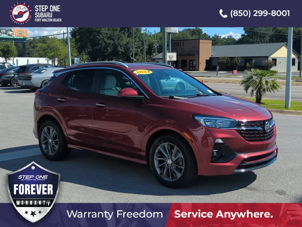Used 2022 Red Buick Select image 9