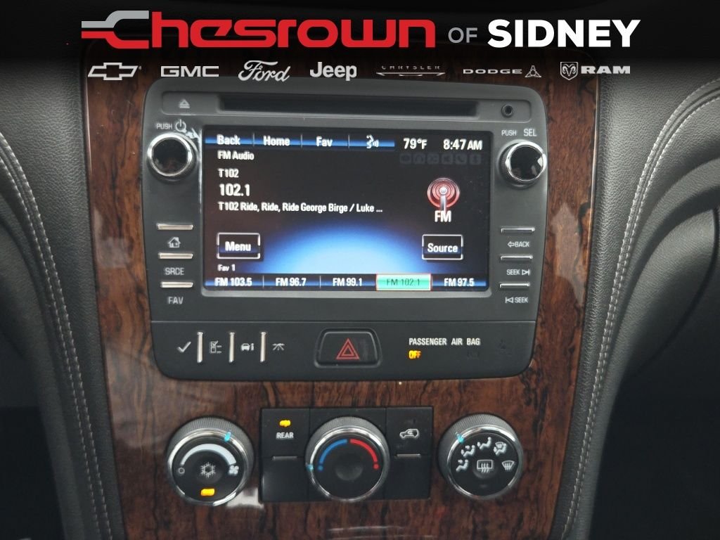 Used 2014 Gold Chevrolet LT image 32