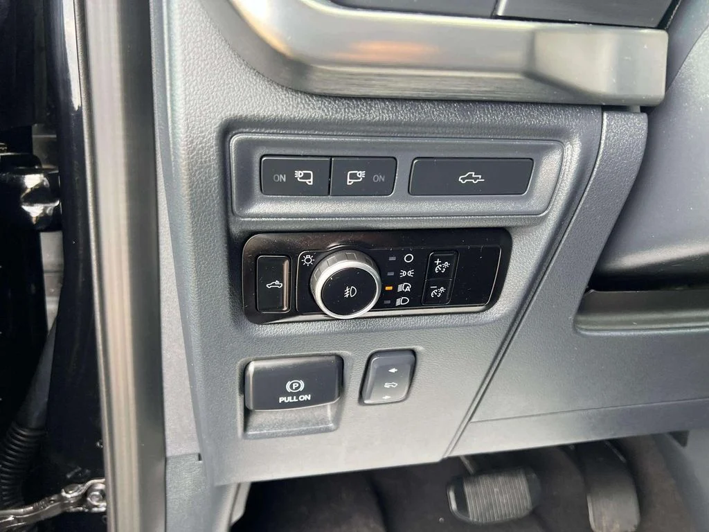 2023 Ford F-150 Lariat - Photo 18