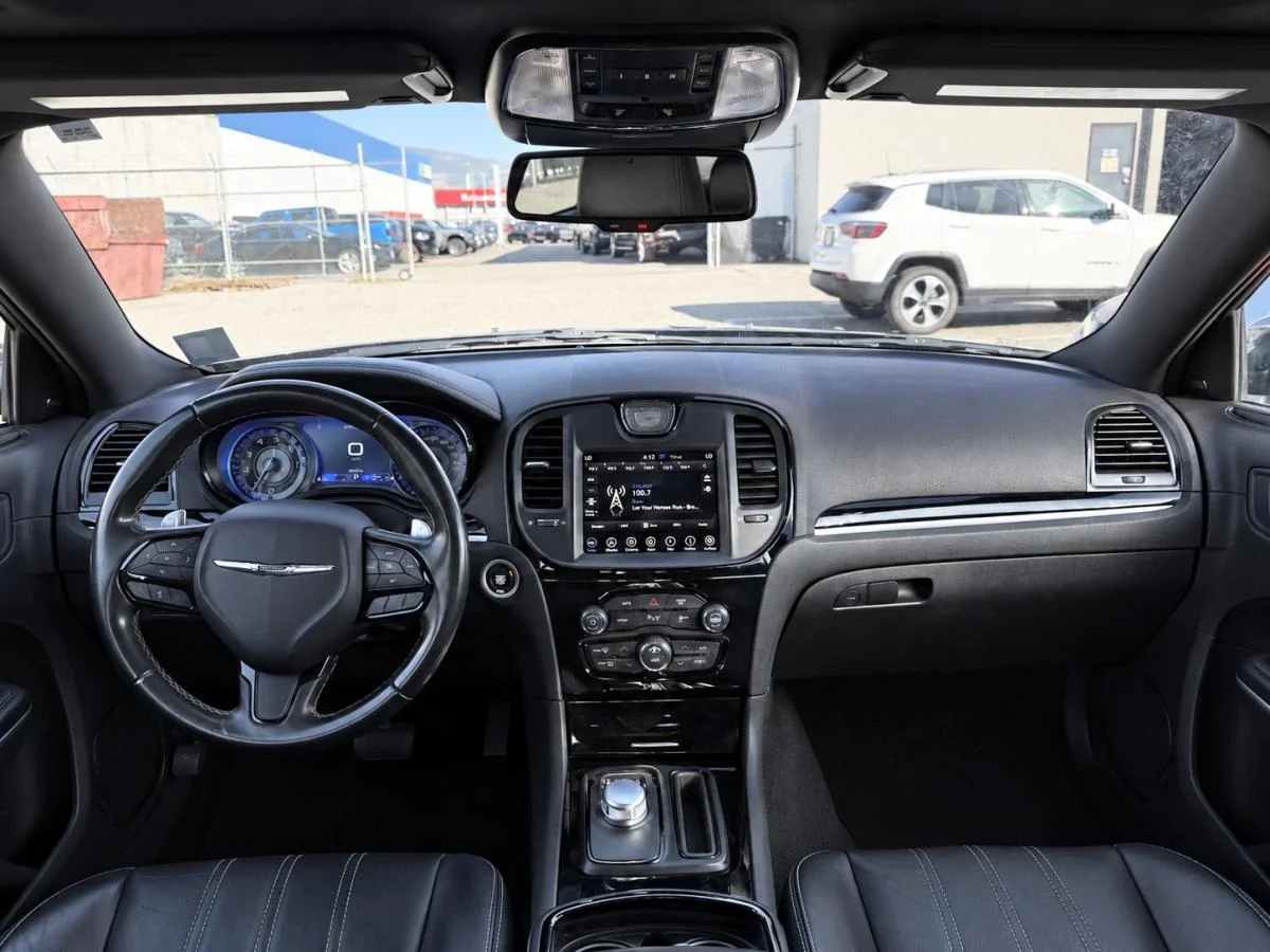 Used 2021 Black Chrysler S V6 Awd image 17