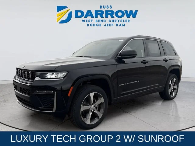 New 2026 Diamond Black Crystal Pearlcoat Jeep Limited image 1