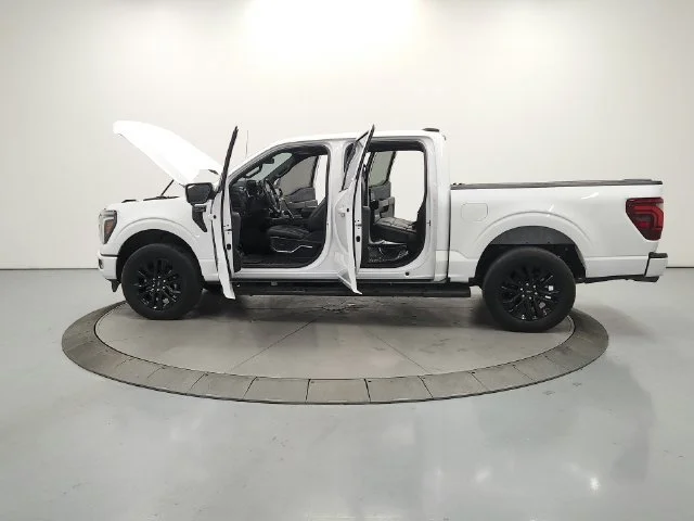 Used 2024 Oxford White Ford LARIAT image 12