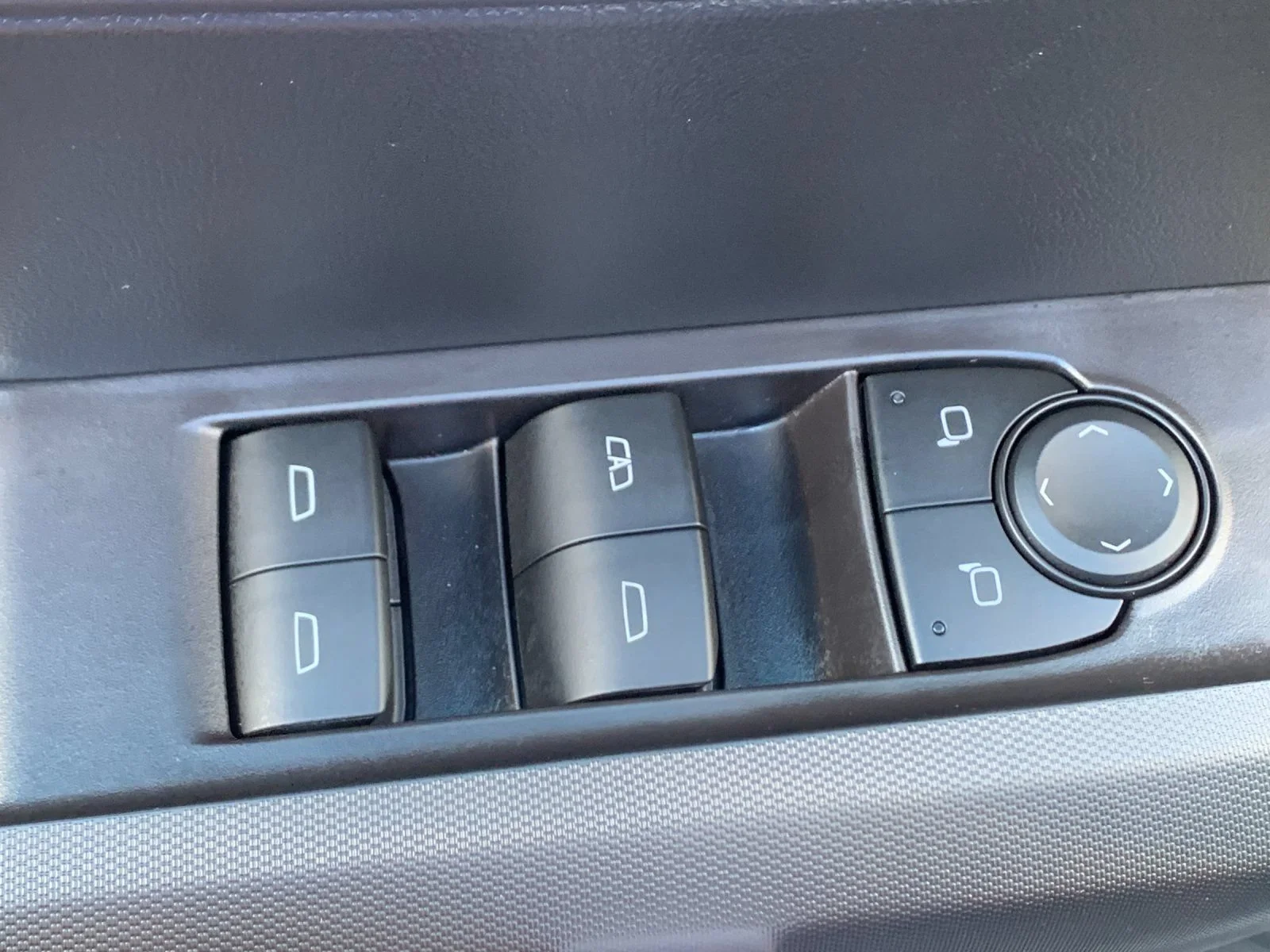 2026 GMC Canyon Elevation - Photo 11