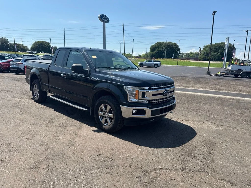 Used 2018 Guard Metallic Ford XLT image 22