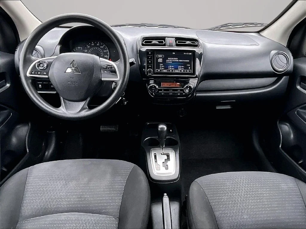 Used 2024 Red Mitsubishi ES image 17
