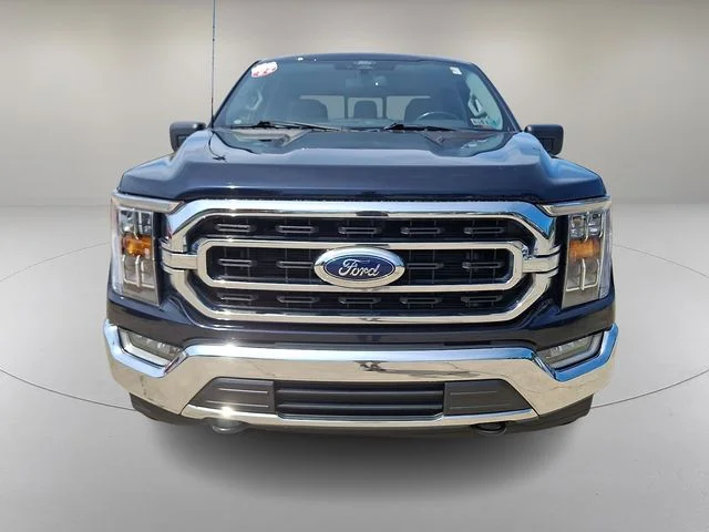 Used 2022 Blue Ford XLT image 3