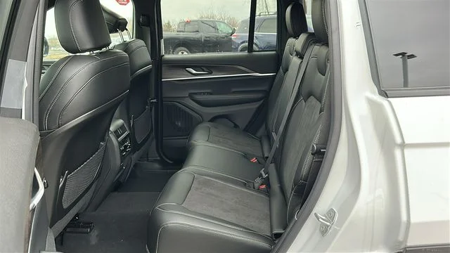 New 2026 White Jeep Altitude image 23