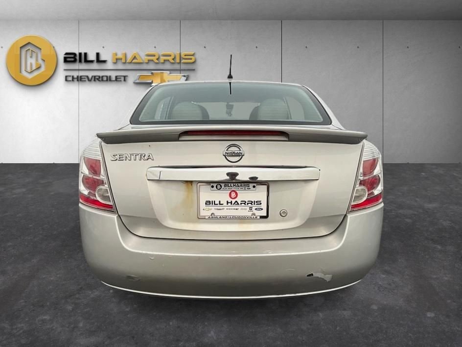 Used 2012 Silver Nissan 2.0 S image 10