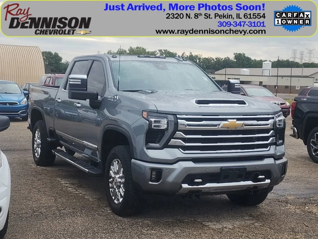 2024 Chevrolet Silverado HD High Country 4WD Crew Cab Standard Box's photo