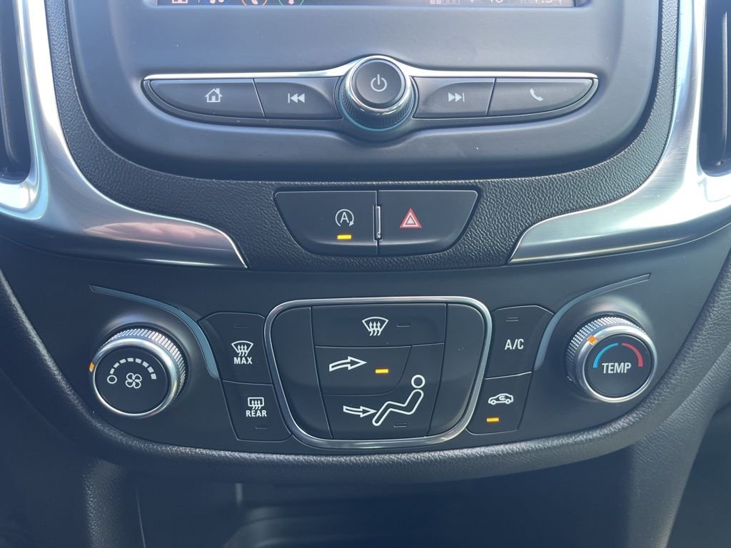 Used 2022 Gray Chevrolet LT image 23