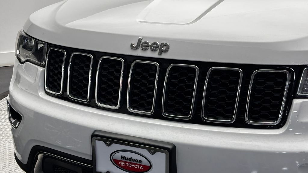 Used 2018 White Jeep Limited image 2