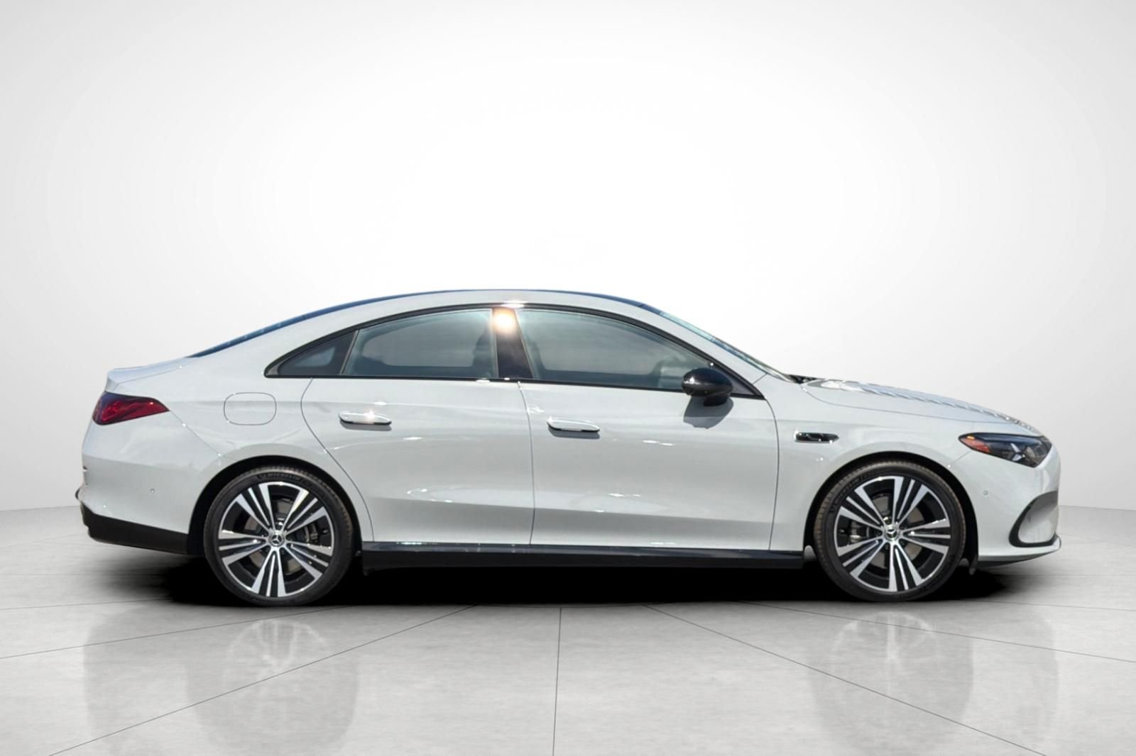 New 2027 MANUFAKTUR Alpine Grey Mercedes-Benz CLA 350 image 32