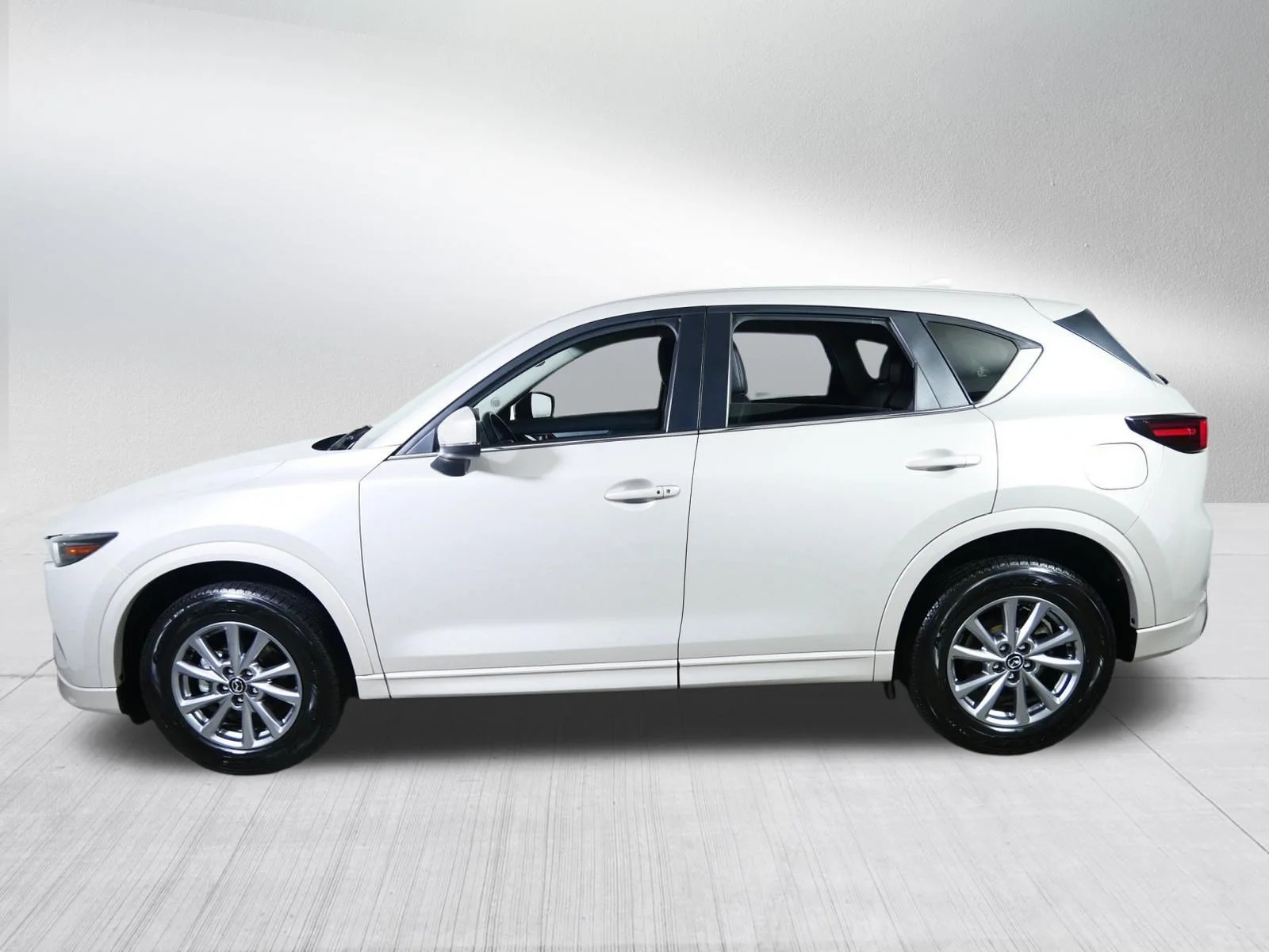 Used 2025 Platinum Quartz Metallic Mazda 2.5 S Preferred Package image 4
