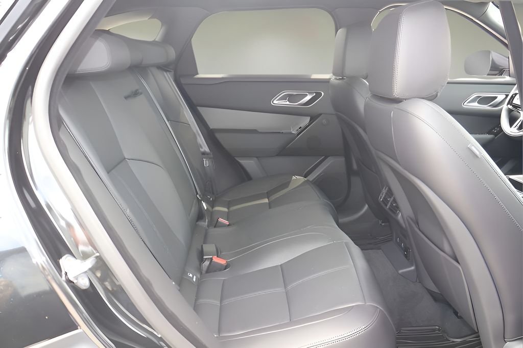 New 2026 Santorini Black Land Rover S image 16