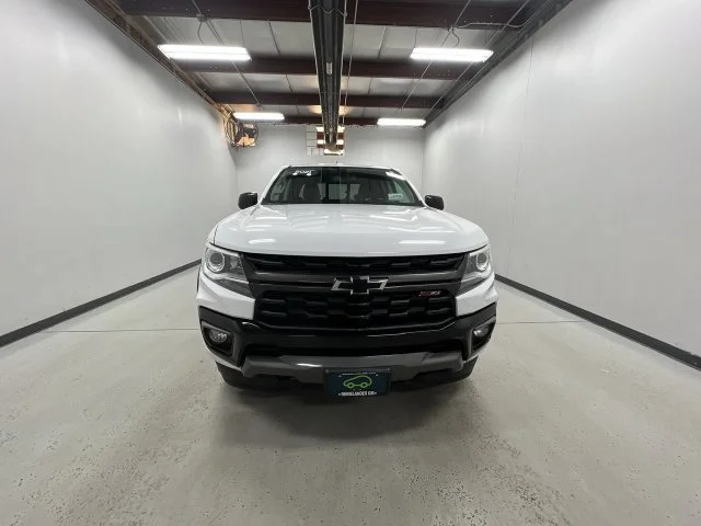 Certified Used 2021 SUMMIT WHITE Chevrolet 4WD Z71 image 3