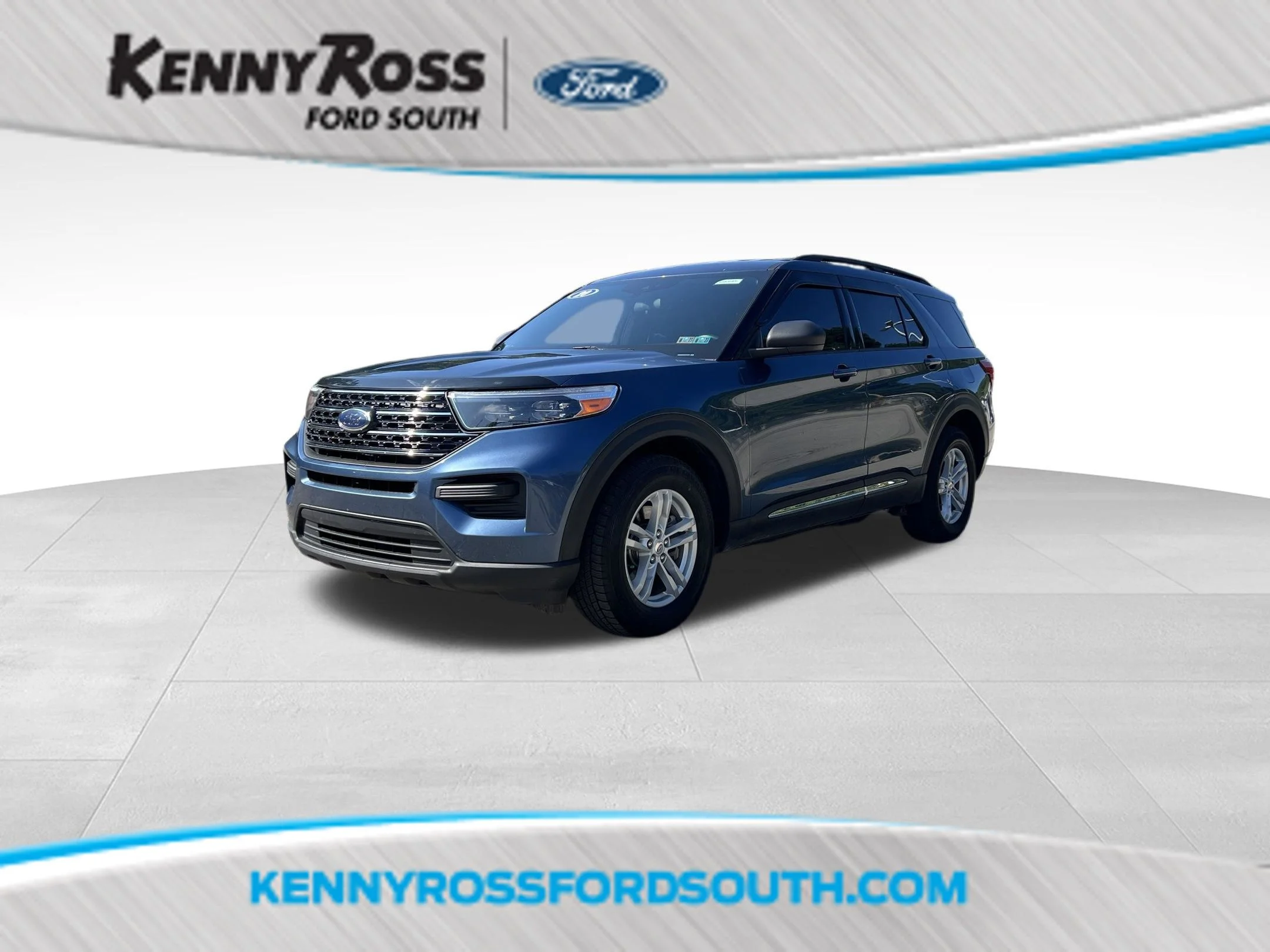 Used 2020 Blue Ford XLT image 1