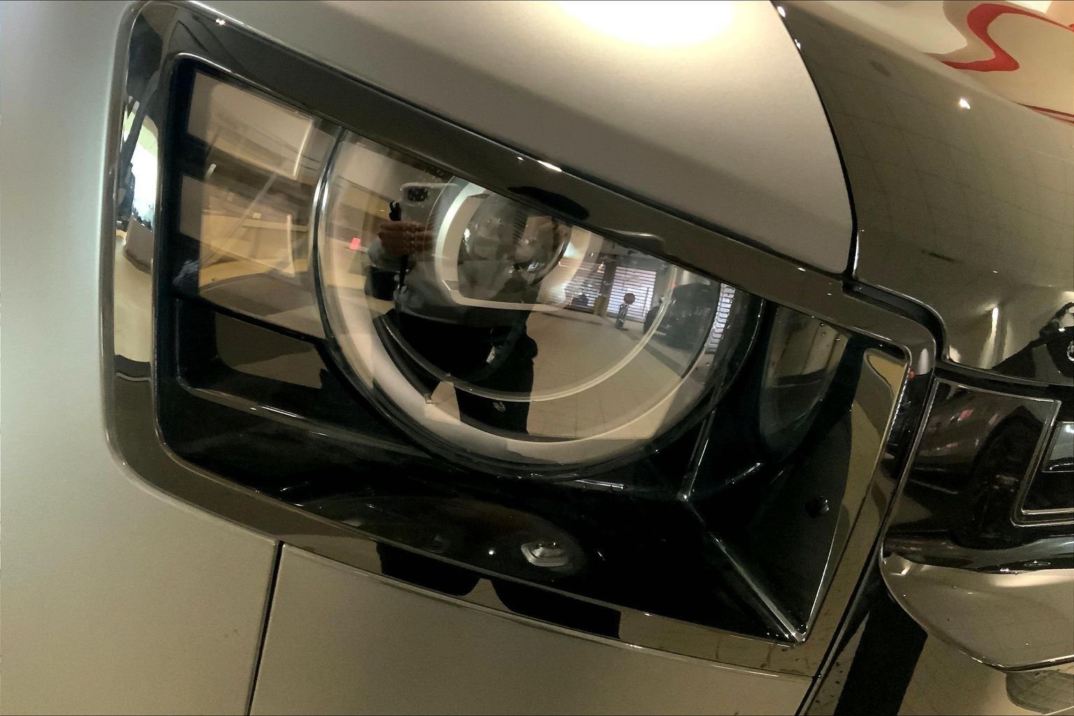 New 2026 Carpathian Grey Land Rover V8 image 13