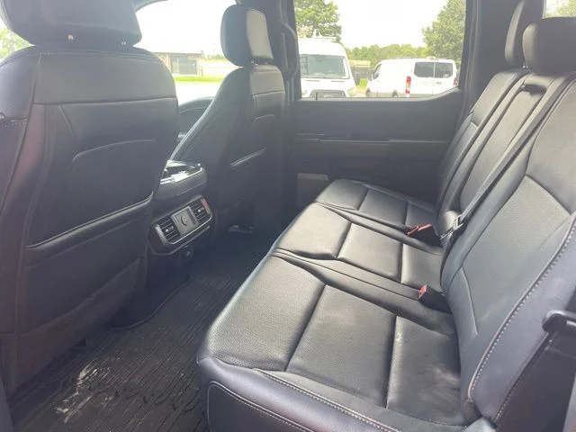 Used 2025 Blue Ford Lariat image 9