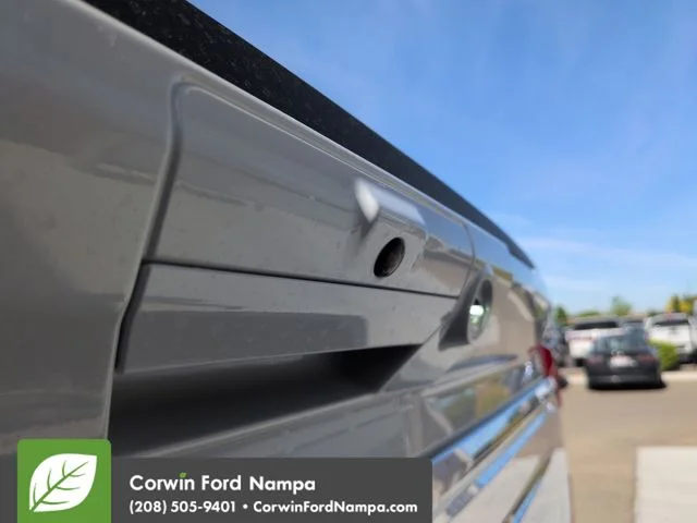 New 2026 Star White Metallic Tri-Coat Ford F-350® King Ranch® image 32