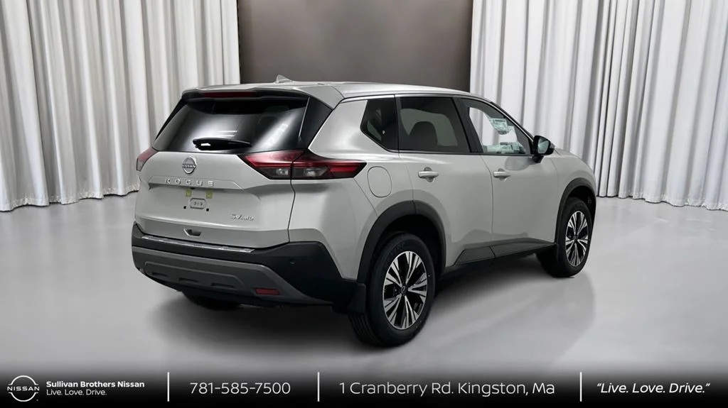 Certified Used 2023 Silver Nissan SV image 5