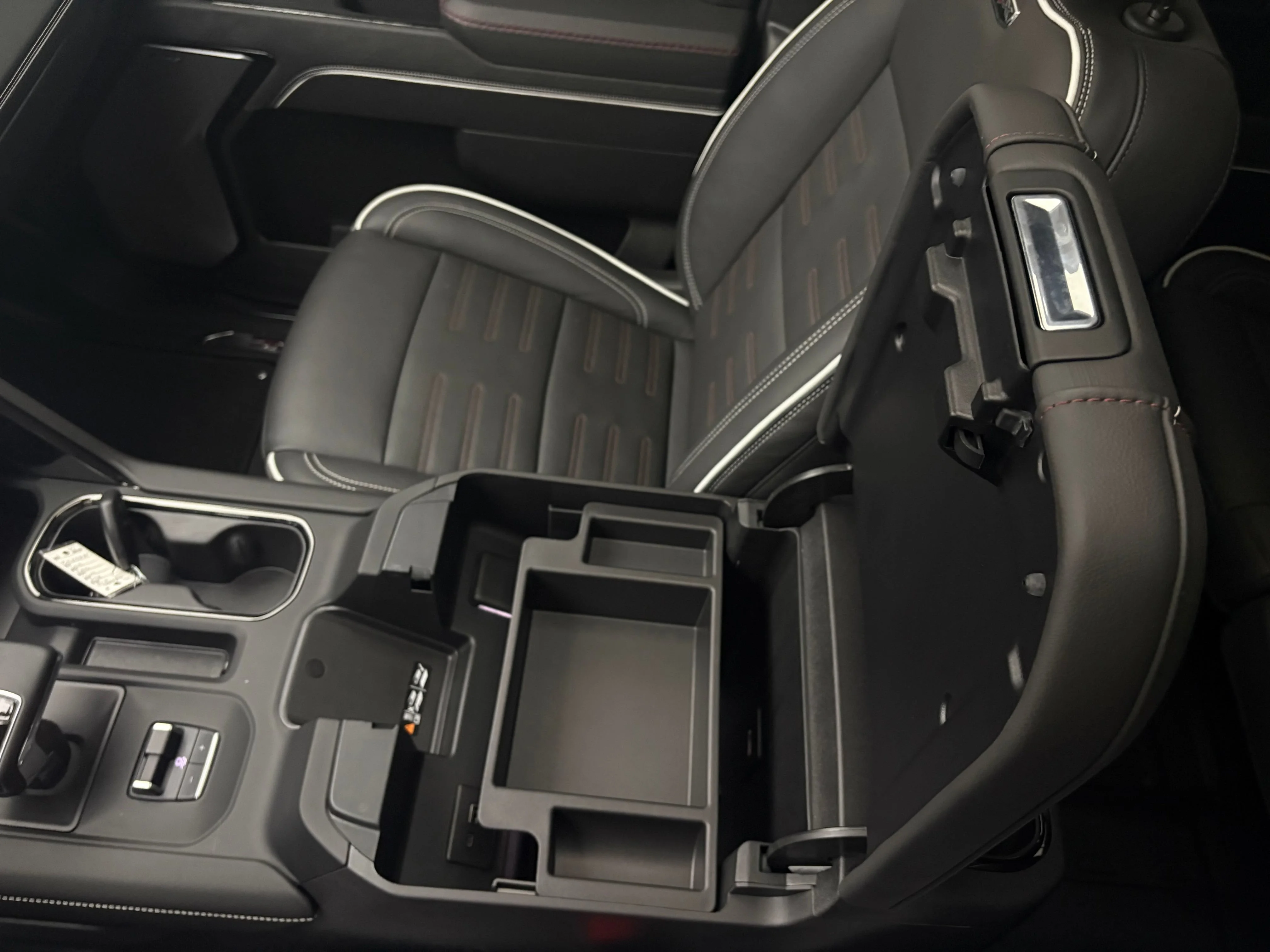 Used 2024 Onyx Black GMC AT4X image 36