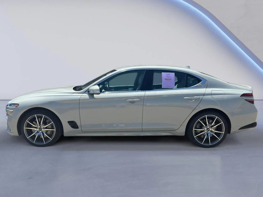 Used 2025  Genesis 2.5T image 8
